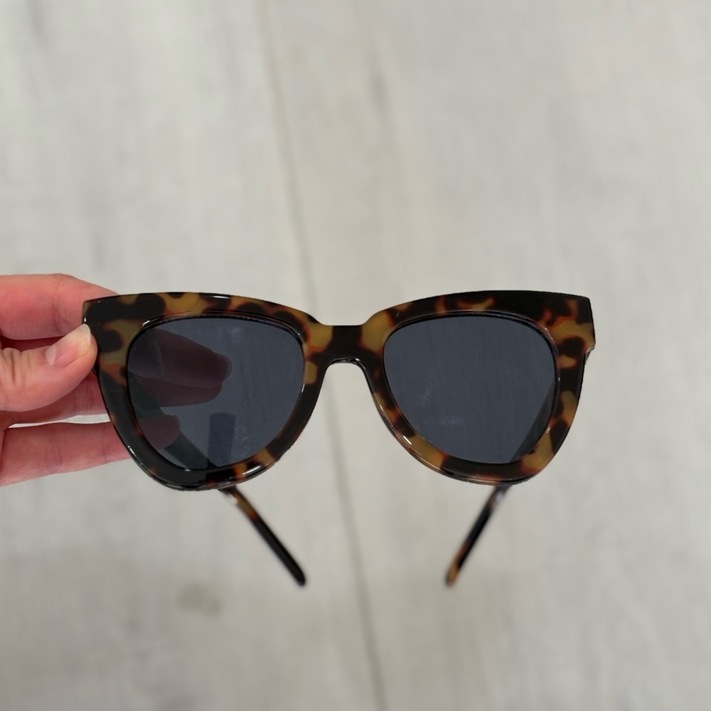 Black brown tortoise shell sunglasses #sunglasses